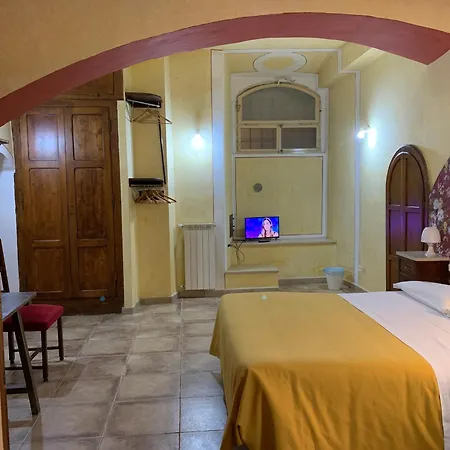 蒙特卡瓦罗公寓 阿西西