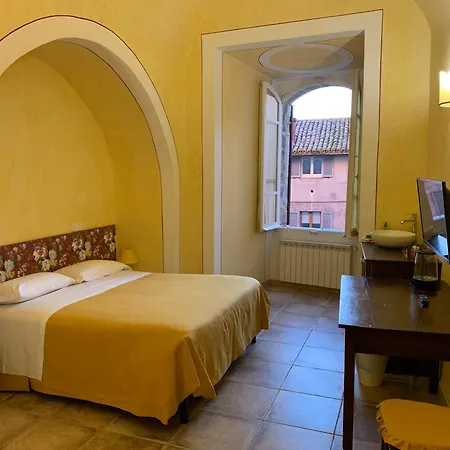 蒙特卡瓦罗公寓 公寓 阿西西